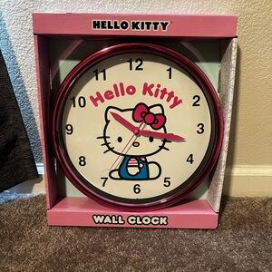 Hello Kitty Clock